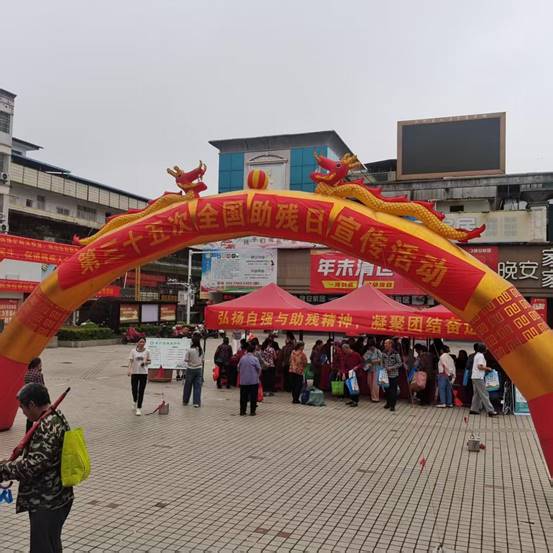 说明: b4abb316154151a2fd7b194d8045091